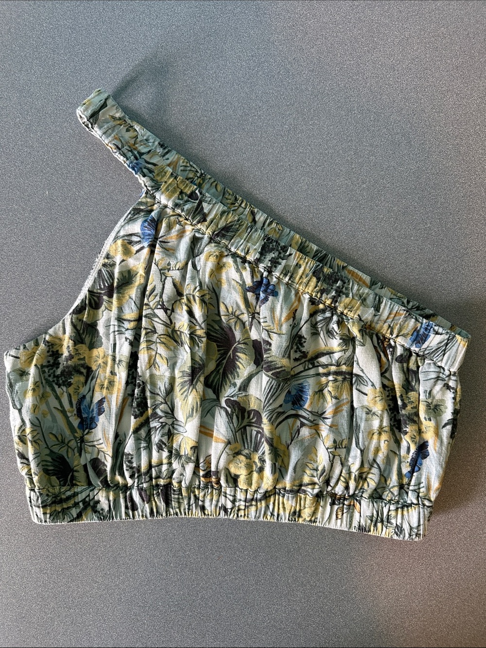 ABERCROMBIE & FITCH | LARGE | ONE SHOULDER TOP | WOMENS